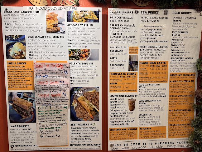 The Laughing Wives - Hospitality and gastronomy