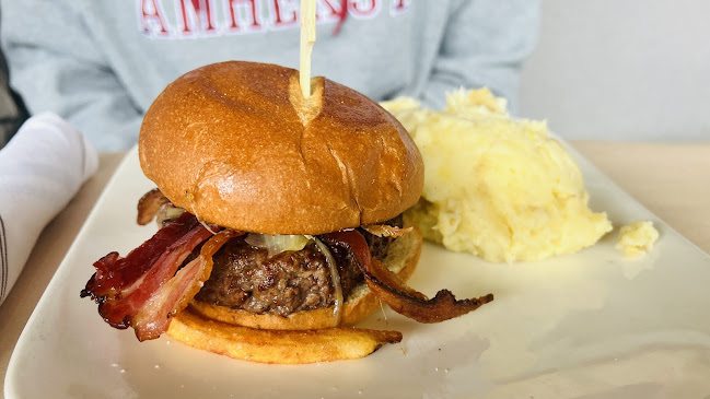 Opinii despre Butchers & Bakers în Farmington - Hospitality and gastronomy