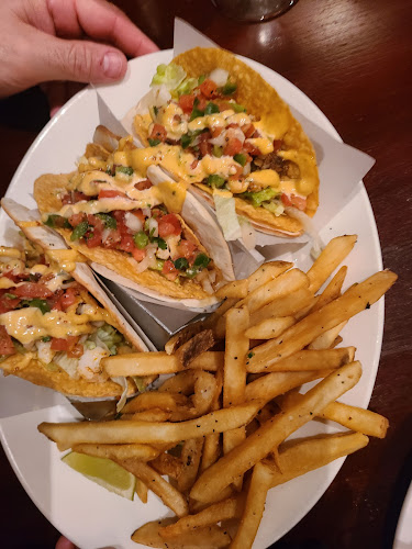 200 Poydras St, New Orleans, LA 70130