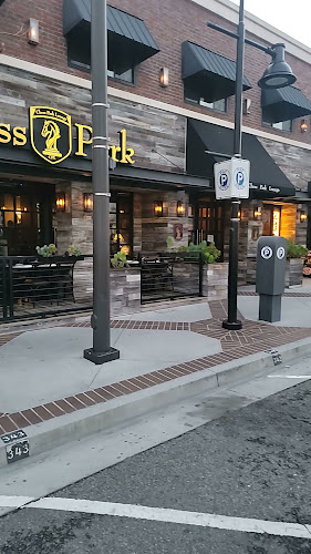 Chess Park Lounge - Glendale