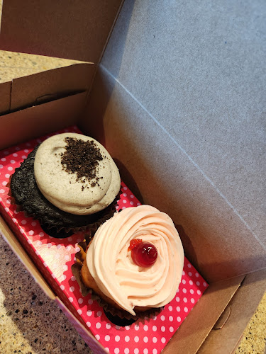 Smallcakes Topeka - Topeka