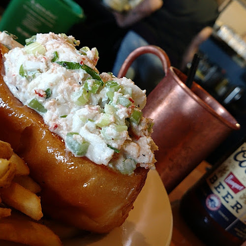 The Fish Peddler Restaurant on Foss Waterway - Hospitality and gastronomy