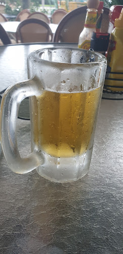 Comentarii opinii despre E.R. Bradley's Saloon