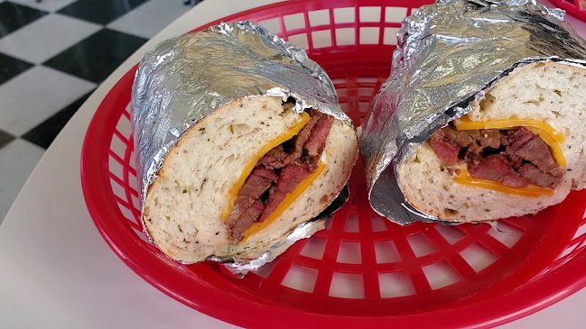 Opinii despre The Bakery Station în Salinas - Hospitality and gastronomy