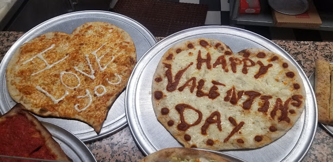 Reviews of Pina's Pizza in Philadelphia - Hospitality and gastronomy