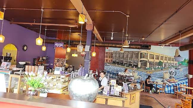 Comentarii opinii despre SPoT Coffee