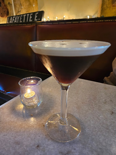 Ottava Via Phone number