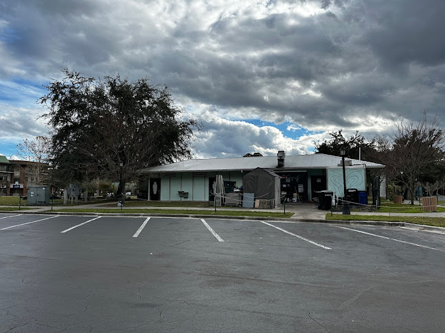 One Love Cafe - Hospitality and gastronomy