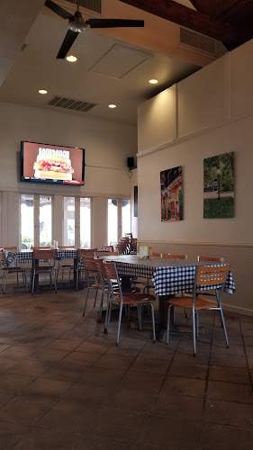 Fresco Cafe & Pizzeria - Hospitality and gastronomy