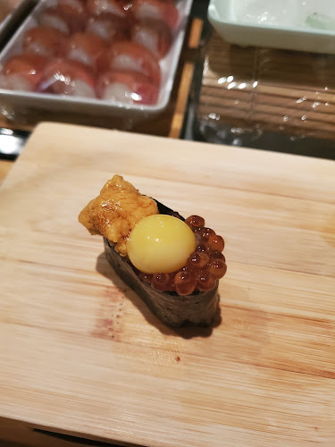 Comentarii opinii despre Tanoshi Sushi Sake Bar