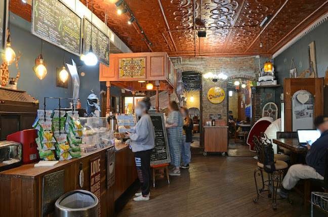 The Creme Coffee House - Hospitality and gastronomy