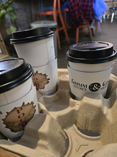 Pour @ 322 Coffee - Belleville