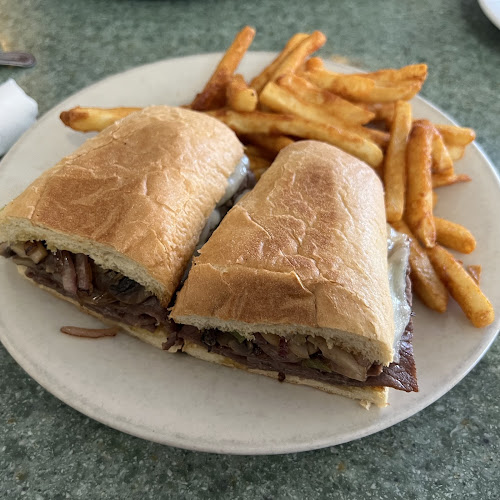 Mariah's Westwind Restaurant - Hospitality and gastronomy