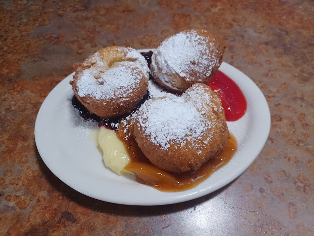 Huckleberry's Breakfast & Lunch - Hospitality and gastronomy