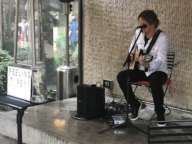 Comentarii opinii despre On The Bend Oyster Bar and Cigar Lounge