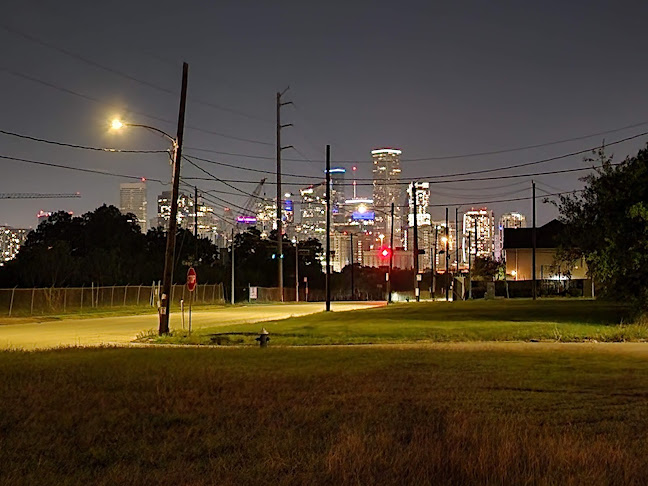 3519 Clinton Dr, Houston, TX 77020