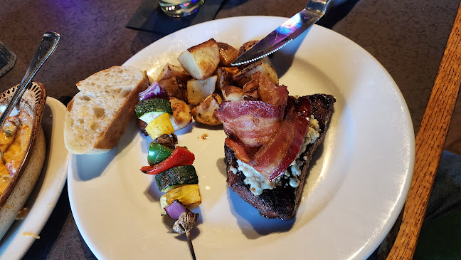 Kahootz Steak & Alehouse - Meridian