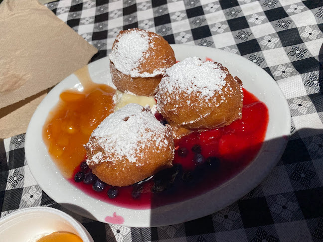Huckleberry's Breakfast & Lunch Open Times