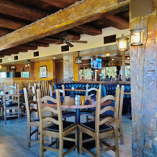 Eagles Nest Restaurant & Event Venue - Hospitality and gastronomy