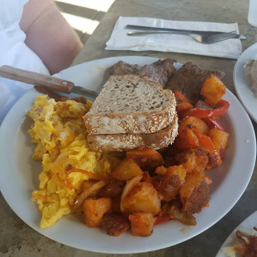 3091 Roosevelt St, Carlsbad, CA 92008