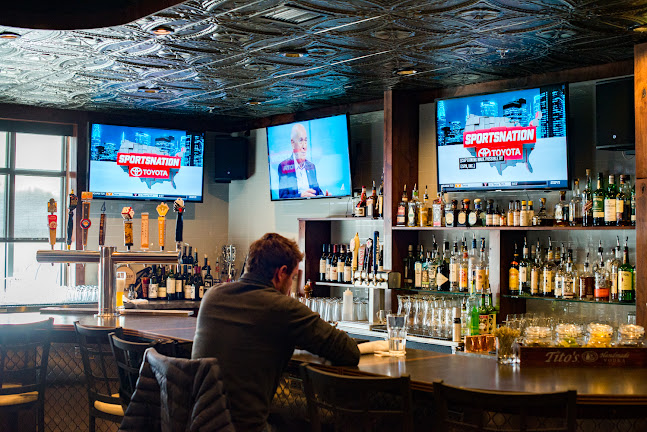 Comentarii opinii despre Longmont Public House