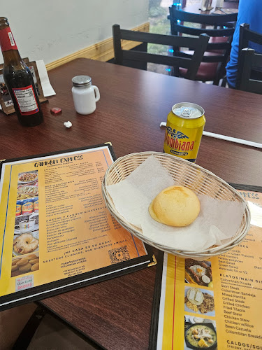 Comentarii opinii despre Carbon Express Colombian Cuisine