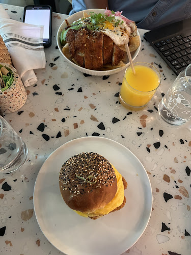Comments and reviews of Box St. All Day Brunch - Hemisfair