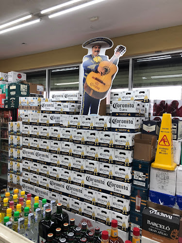 FIESTA LIQUORS - Hospitality and gastronomy