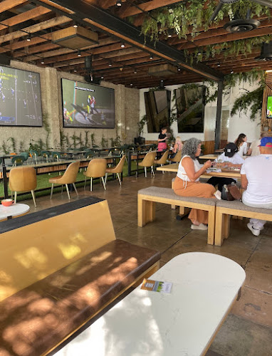 Comentarii opinii despre Nolita Hall