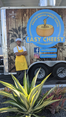 EASY CHEESY FOOD TRUCK - Hospitality and gastronomy
