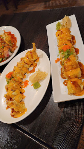 Comentarii opinii despre San Chome´ Sushi & Asian Cusine