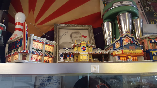 Comentarii opinii despre Dazzo's Dog House