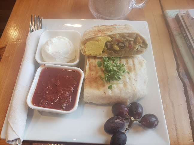 charlottescoffeehouse.com