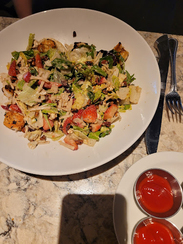 920 NW Pryor Rd, Lee's Summit, MO 64081