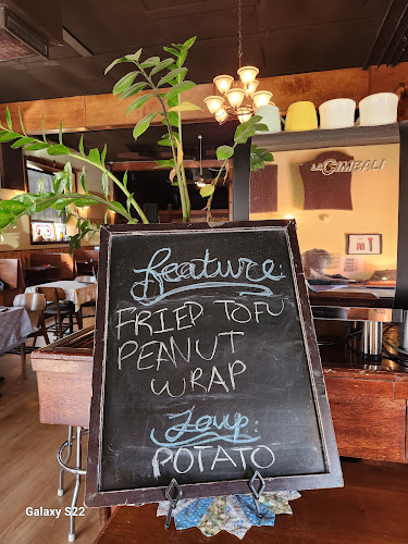 310 E Prentiss St, Iowa City, IA 52240