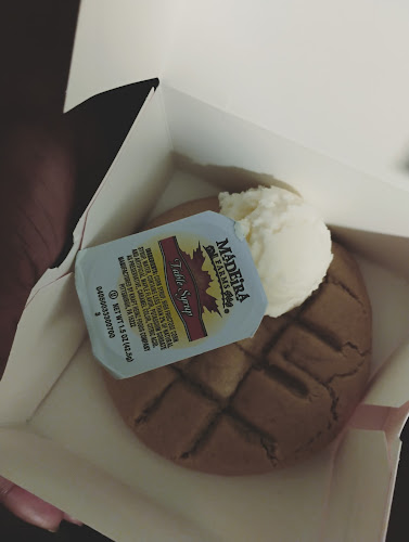 Crumbl Cookies - The Forum - Hospitality and gastronomy