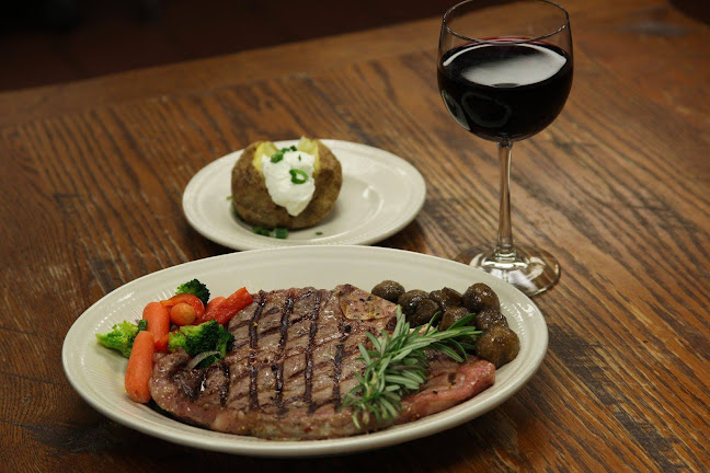 1298 Friess Lake Rd, Hubertus, WI 53033