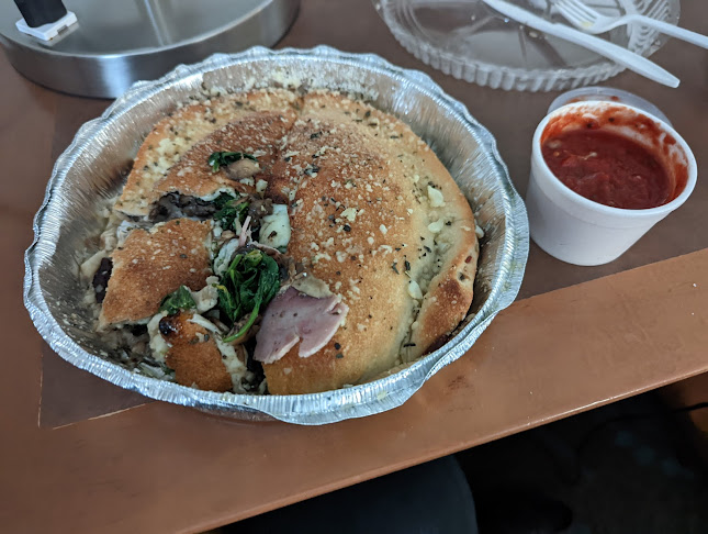 Humpavelli's Pizza - Hospitality and gastronomy