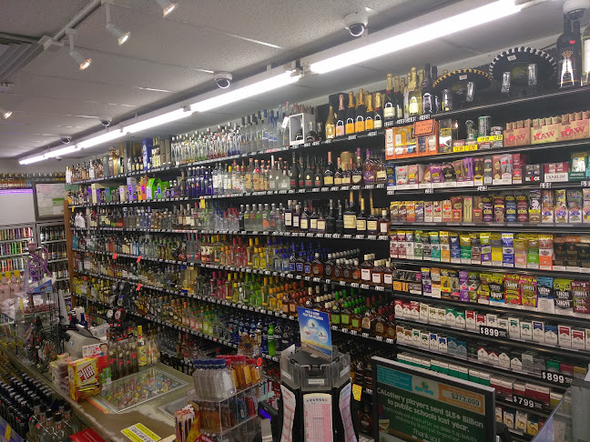 Opinii despre Apple Tree Market & Liquor în San Diego - Hospitality and gastronomy