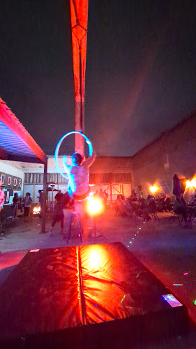 Opinii despre Red Door on Main în Clovis - Hospitality and gastronomy