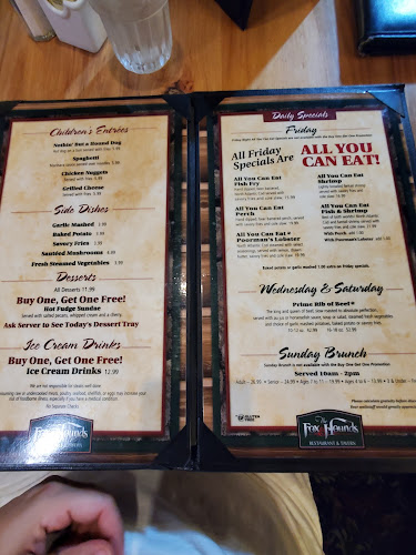 Comentarii opinii despre The Fox & Hounds Restaurant & Tavern