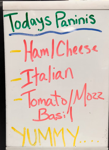 Opinii despre A & L Bakery and Cafe în East Boston - Hospitality and gastronomy