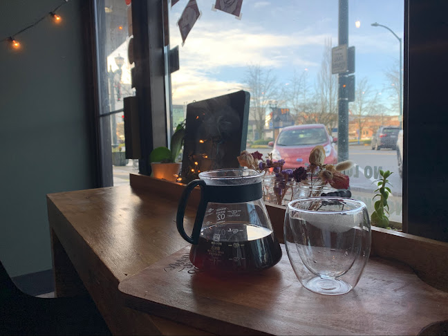 Opinii despre Makario Coffee Roasters în Everett - Hospitality and gastronomy