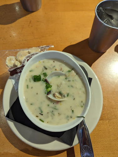 The Fish Peddler Restaurant on Foss Waterway - Tacoma