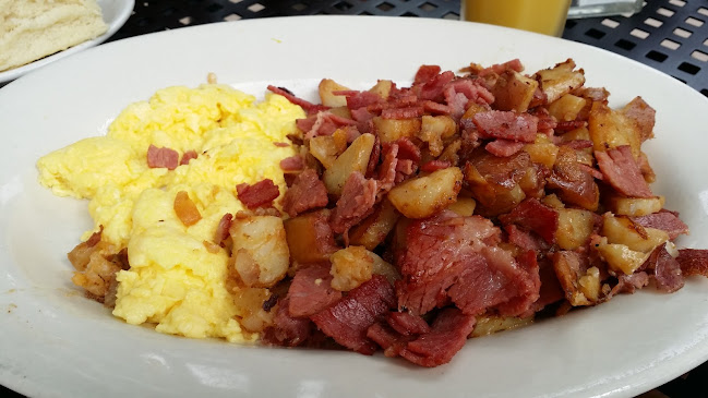 Opinii despre Mariah's Westwind Restaurant în San Marcos - Hospitality and gastronomy