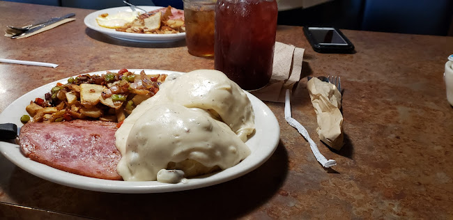 Huckleberry's Breakfast & Lunch