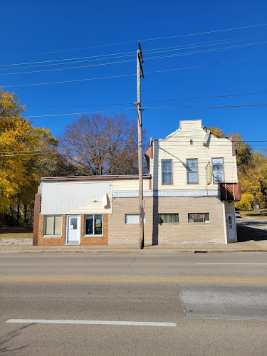 Reba's Mutual Tap - Hospitality and gastronomy