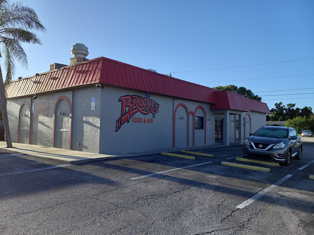 Brooke's Restaurant & Lounge