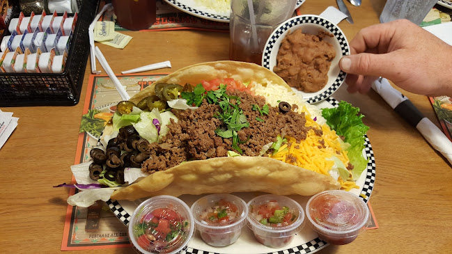 Black Bear Diner Porterville - Hospitality and gastronomy