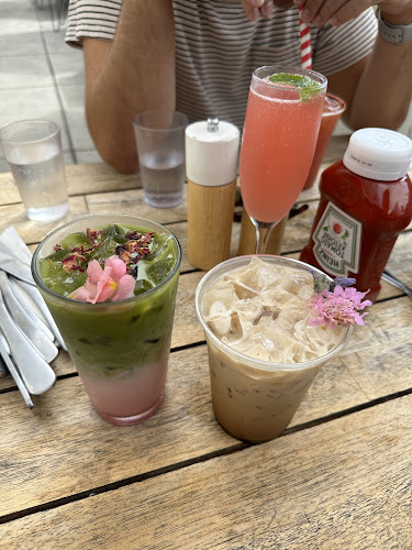 Comentarii opinii despre Café Topes